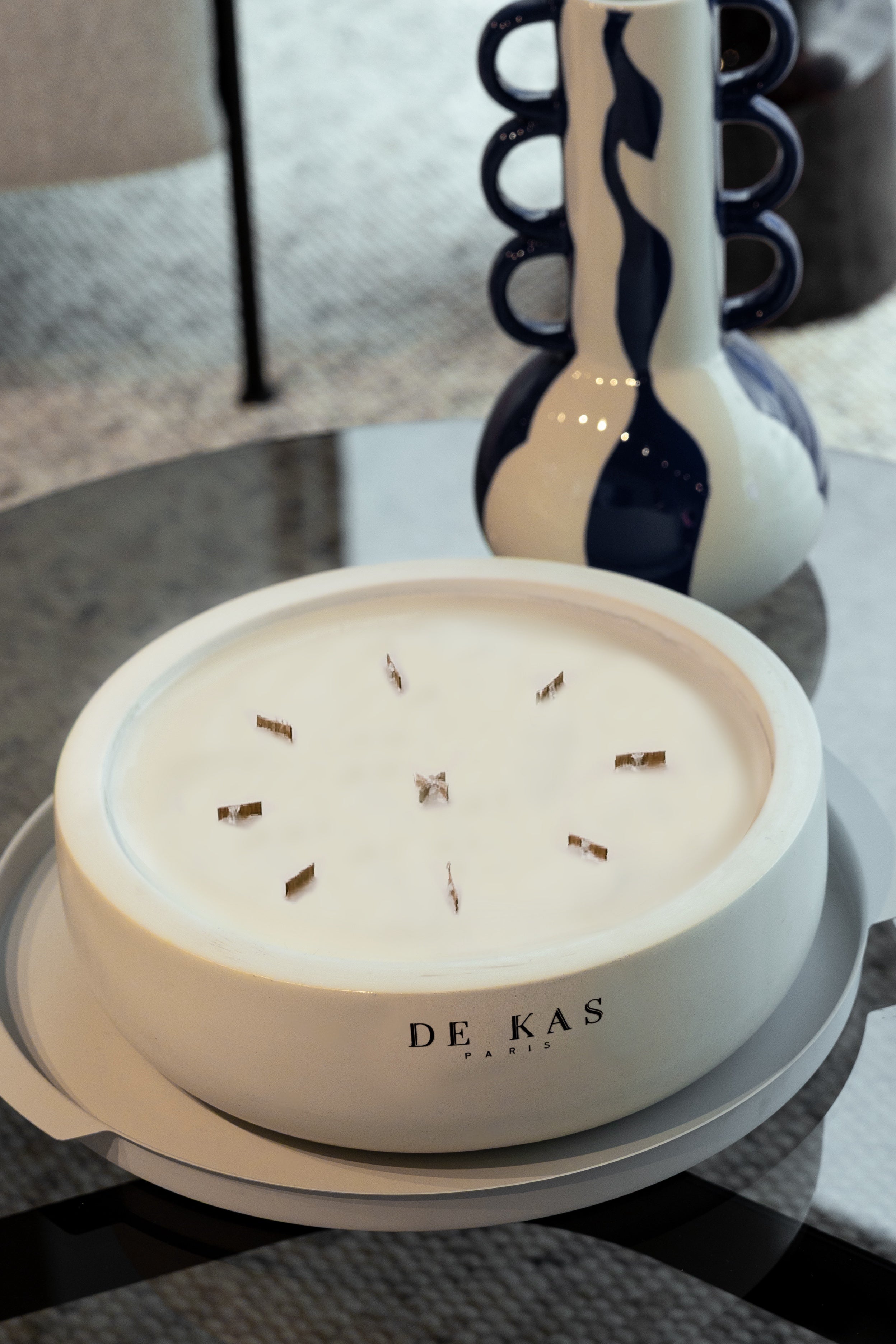 נר בטון - 9 להבות | Cedar Retreat | רוגע וביטחון