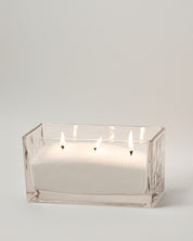 פתיתי שעווה וכלי זכוכית מלבני