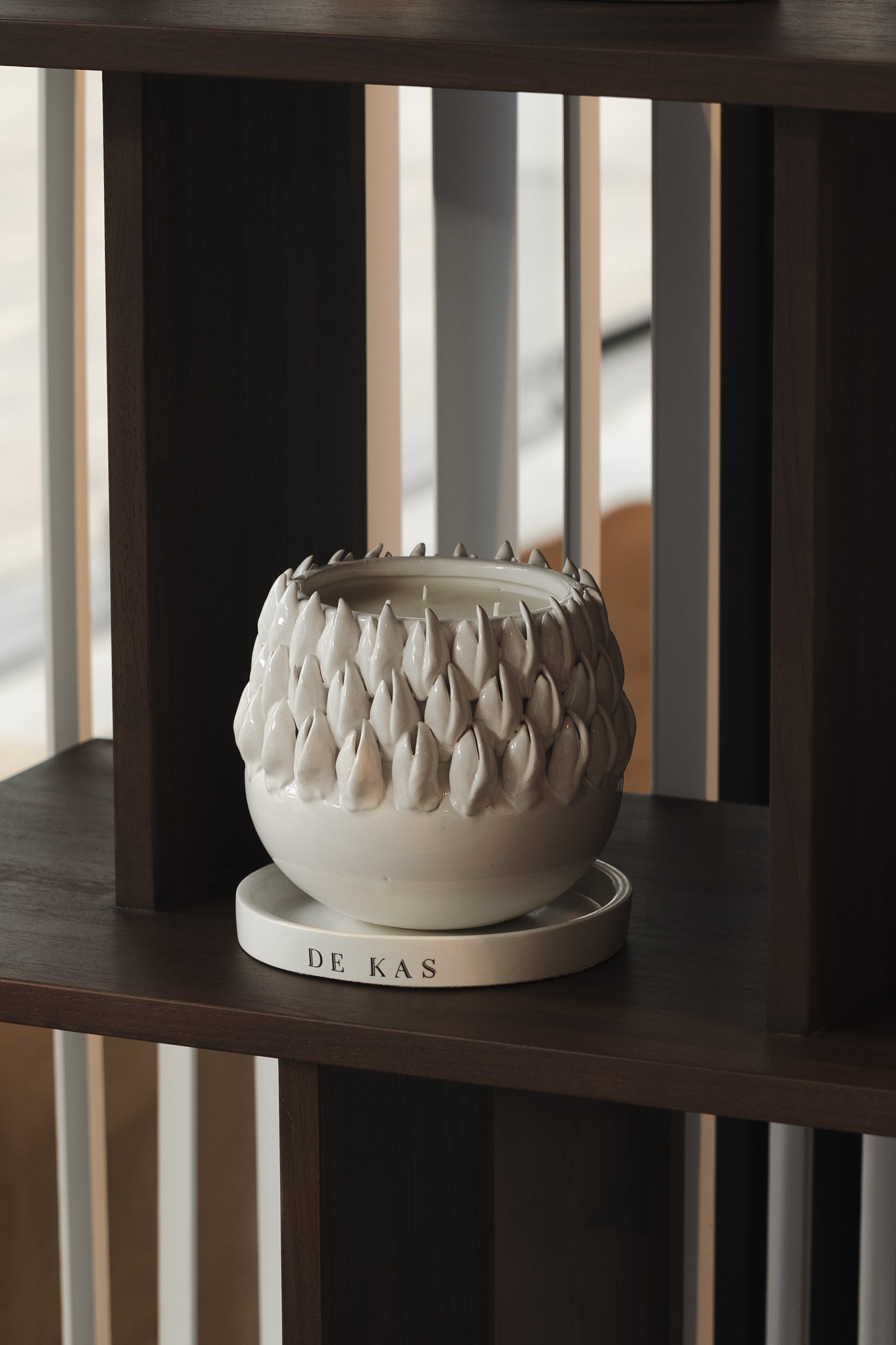 נר אוסטרה גבוה | Cedar Retreat | רוגע וביטחון